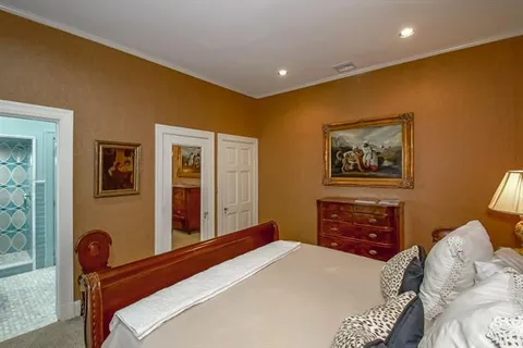 $1,350,000 | 30 Versailles Boulevard, New Orleans, LA 70125