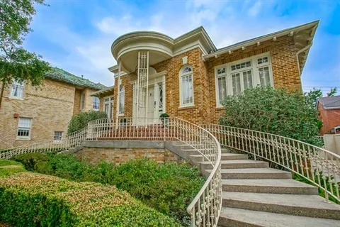 $1,350,000 | 30 Versailles Boulevard, New Orleans, LA 70125