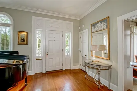 $1,350,000 | 30 Versailles Boulevard, New Orleans, LA 70125