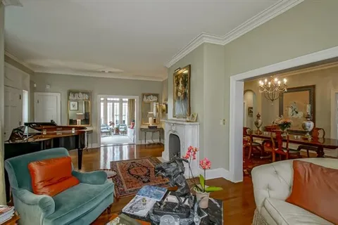 $1,350,000 | 30 Versailles Boulevard, New Orleans, LA 70125