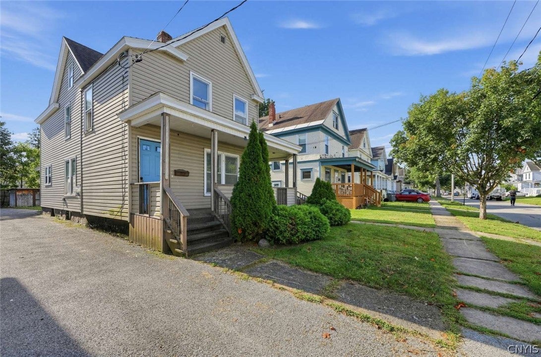 636 Chatham Street Rome, NY 13440 - Photo 2 of 27 Gallery Image 2