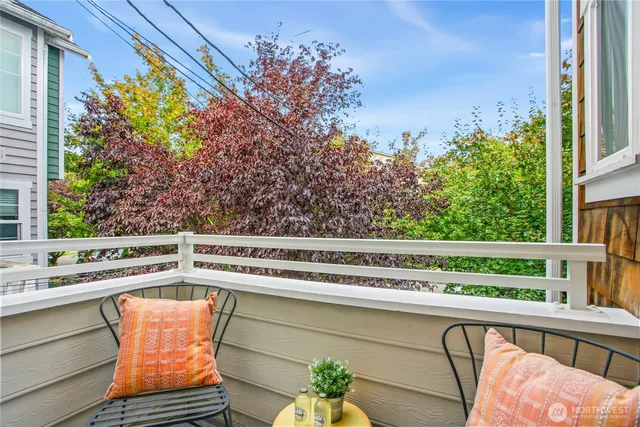 $850,000 | 2635 Northwest 57th Street, Unit B, Seattle, WA 98107