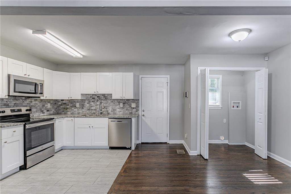 3578 Adkins Road Northwest Atlanta, GA 30331 - Photo 8 of 25