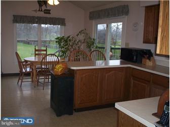 201 Cross Road Gilbertsville, PA 19525 - Photo 4 of 12 Gallery Image 4