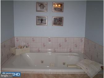 201 Cross Road Gilbertsville, PA 19525 - Photo 10 of 12 Gallery Image 10