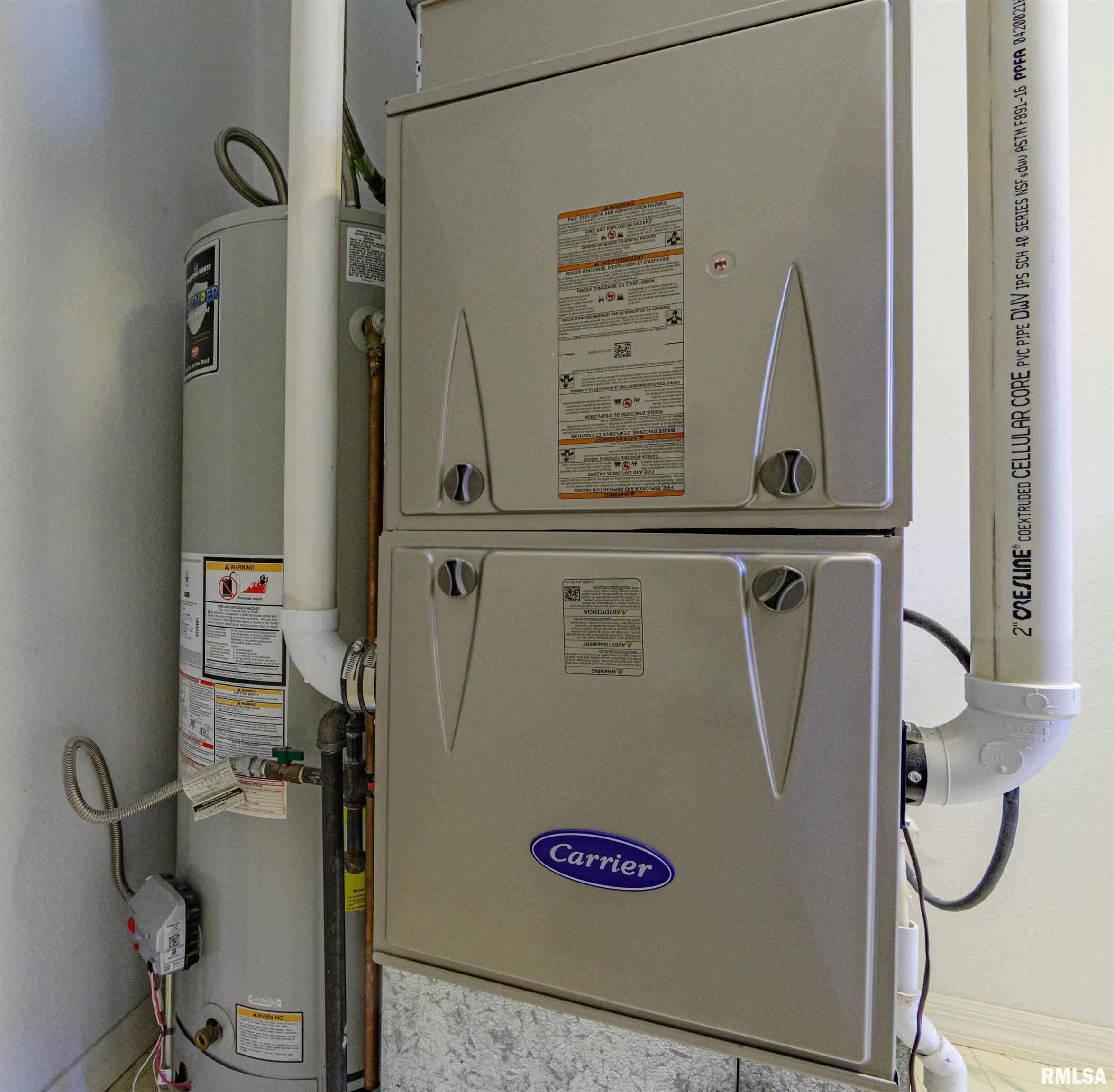 111 Hawthorn Estates Salem, IL 62881 - Photo 13 of 17