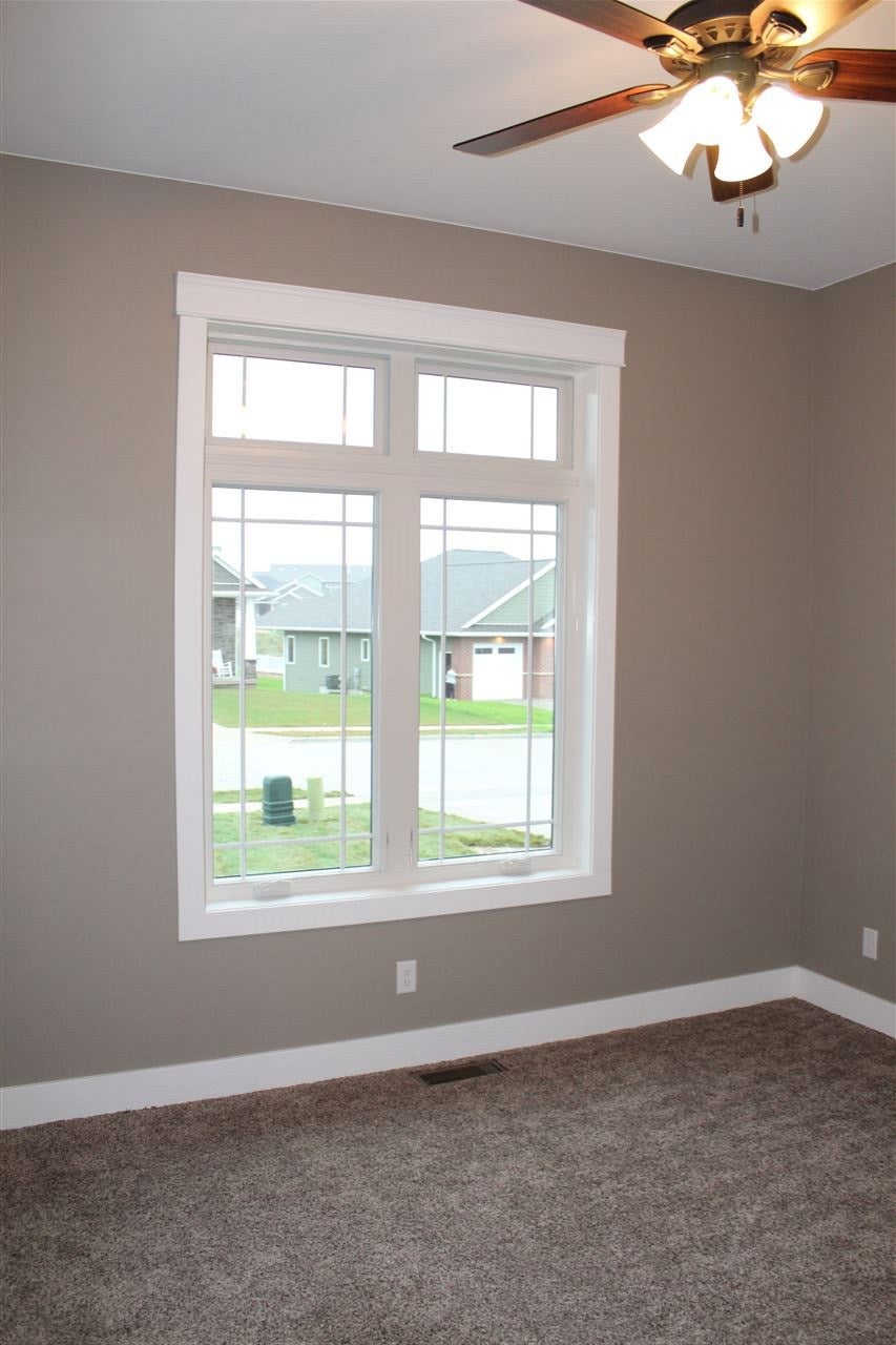 2230 Antler Ridge Drive Dubuque, IA 52002 - Photo 20 of 25 Gallery Image 20