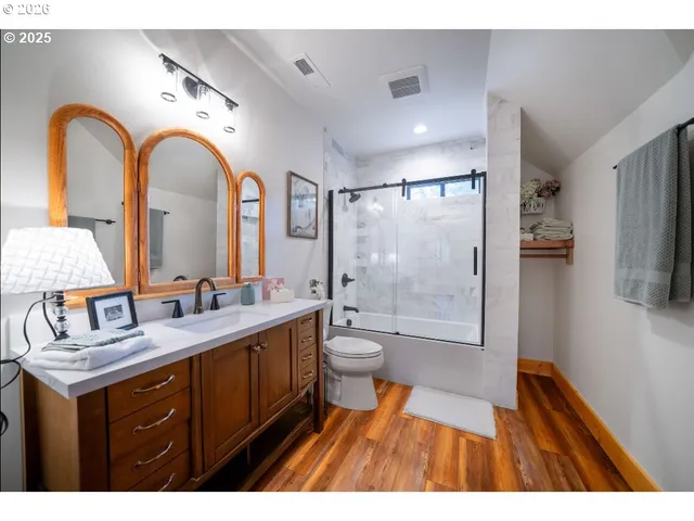 $979,900 | 36760 Upper Nestucca River Road, Beaver, OR 97108