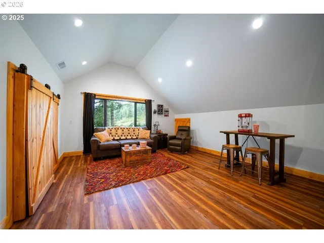 $979,900 | 36760 Upper Nestucca River Road, Beaver, OR 97108