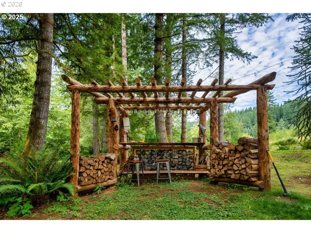 $979,900 | 36760 Upper Nestucca River Road, Beaver, OR 97108