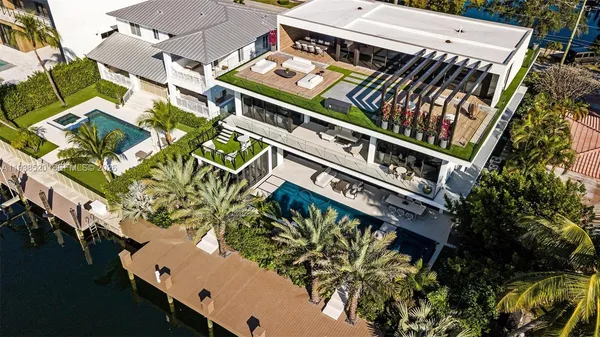 $12,999,000 | 13000 North Bayshore Drive, North Miami, FL 33181