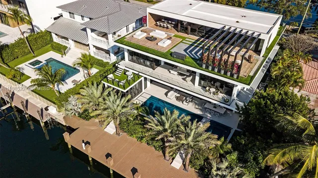 $13,900,000 | 13000 North Bayshore Drive, North Miami, FL 33181