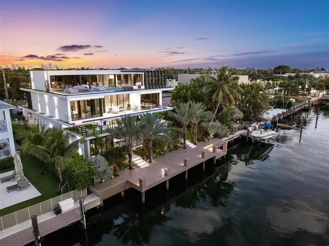 $13,900,000 | 13000 North Bayshore Drive, North Miami, FL 33181