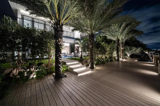 $13,900,000 | 13000 North Bayshore Drive, North Miami, FL 33181