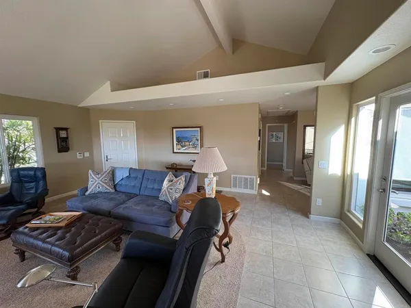$4,950 | 4913 Alicante Way, Oceanside, CA 92056