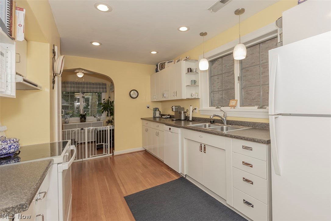 2447 Eaton Road University Heights, OH 44118 - Photo 14 of 35