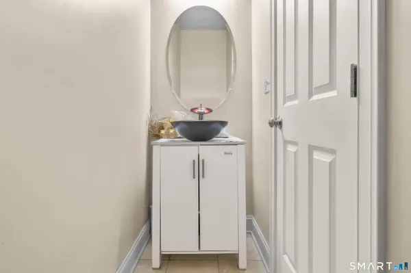 $4,800 | 240 Highland Avenue, Stratford, CT 06614