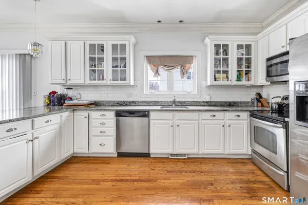 $4,800 | 240 Highland Avenue, Stratford, CT 06614