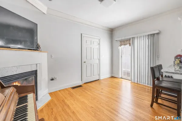 $4,800 | 240 Highland Avenue, Stratford, CT 06614