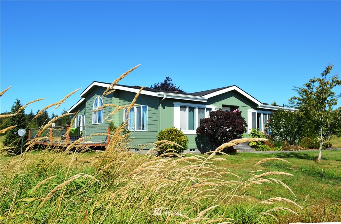 7855 Ham Road Custer, WA 98240 - Photo 3 of 39 a front view of a house with a yard