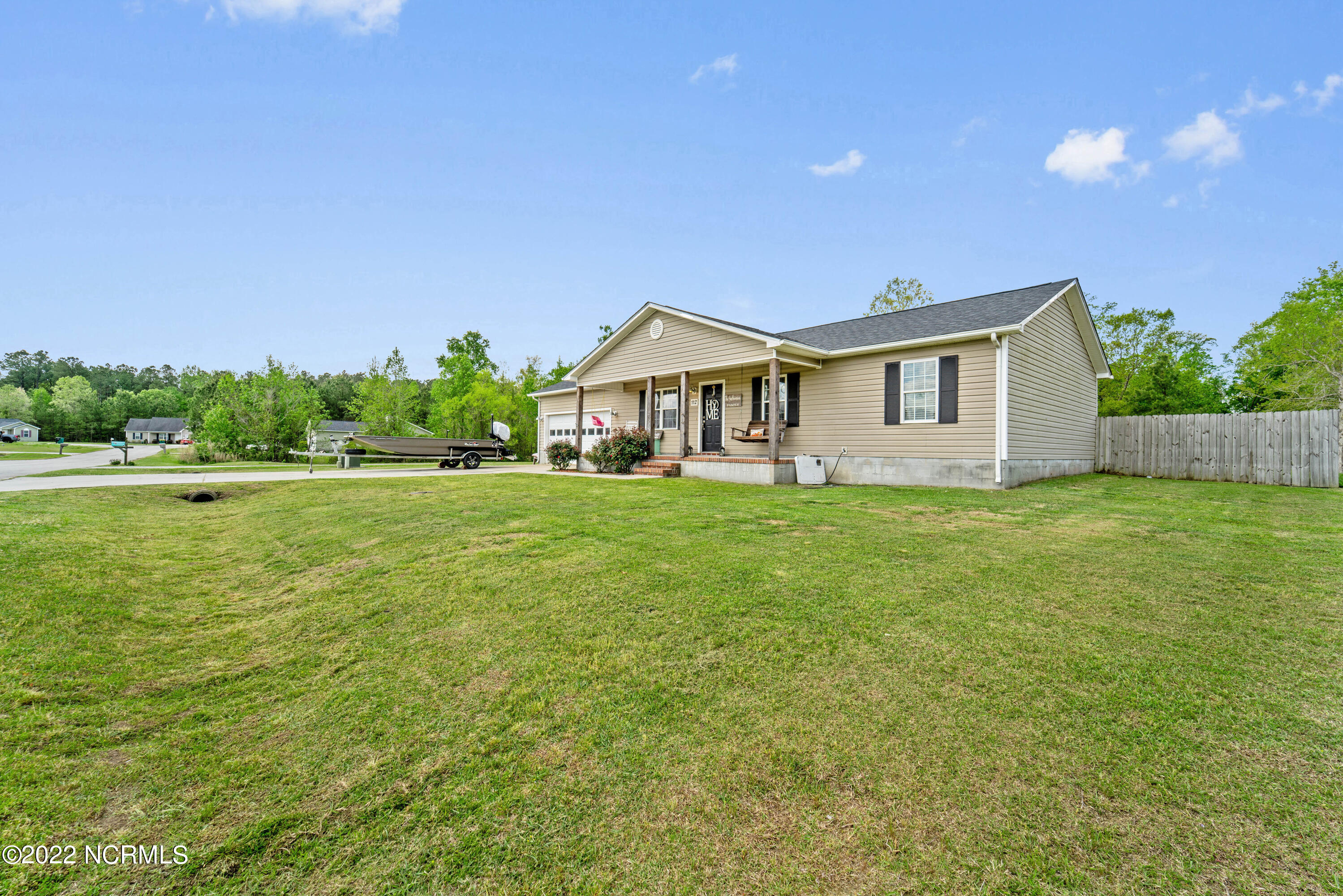 112 Poplar Ridge Road Jacksonville, NC 28546 - Photo 8 of 35 DSC07092