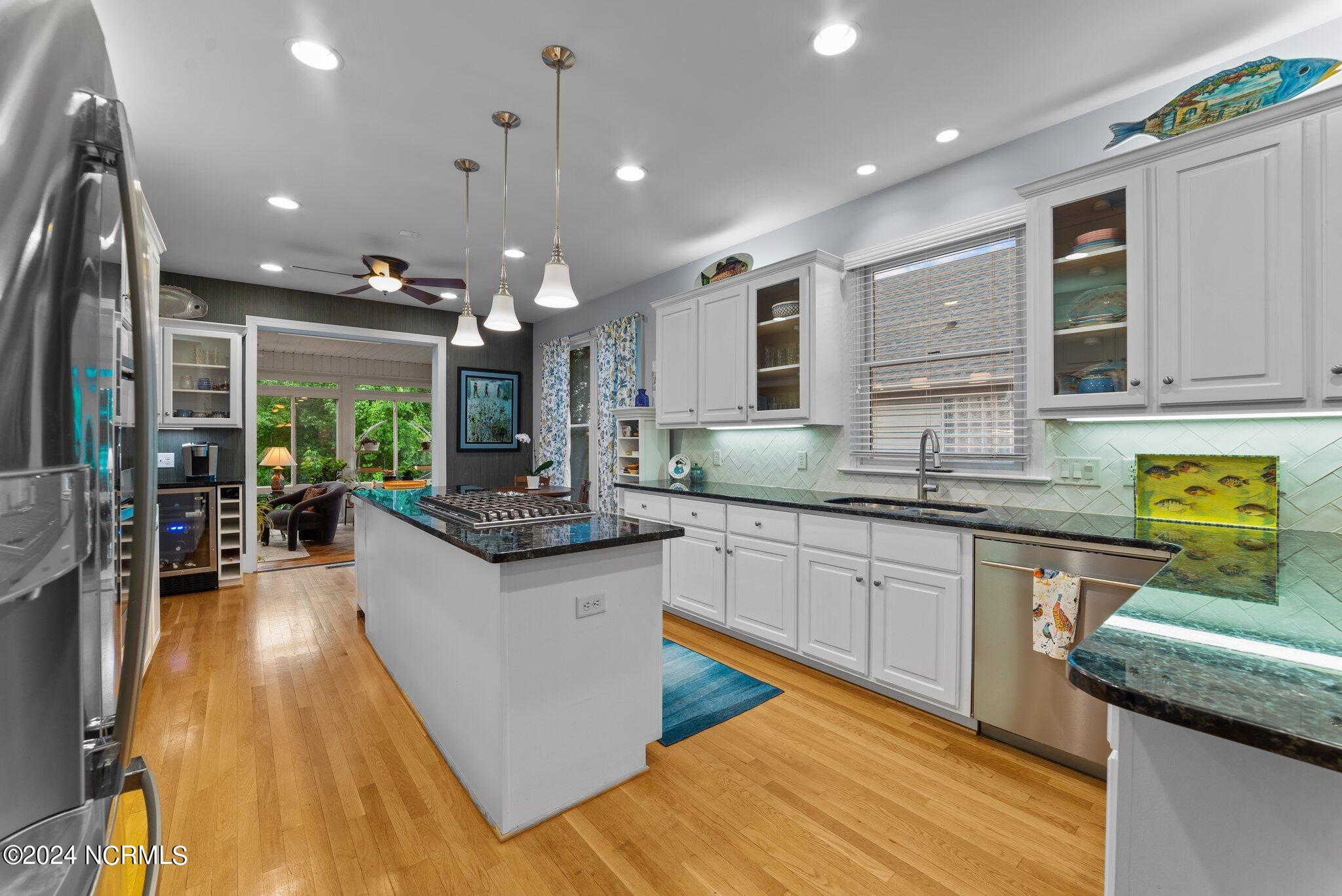 101 Bay Ridge Chocowinity, NC 27817 - Photo 17 of 93 31-web-or-mls-DSC_0300