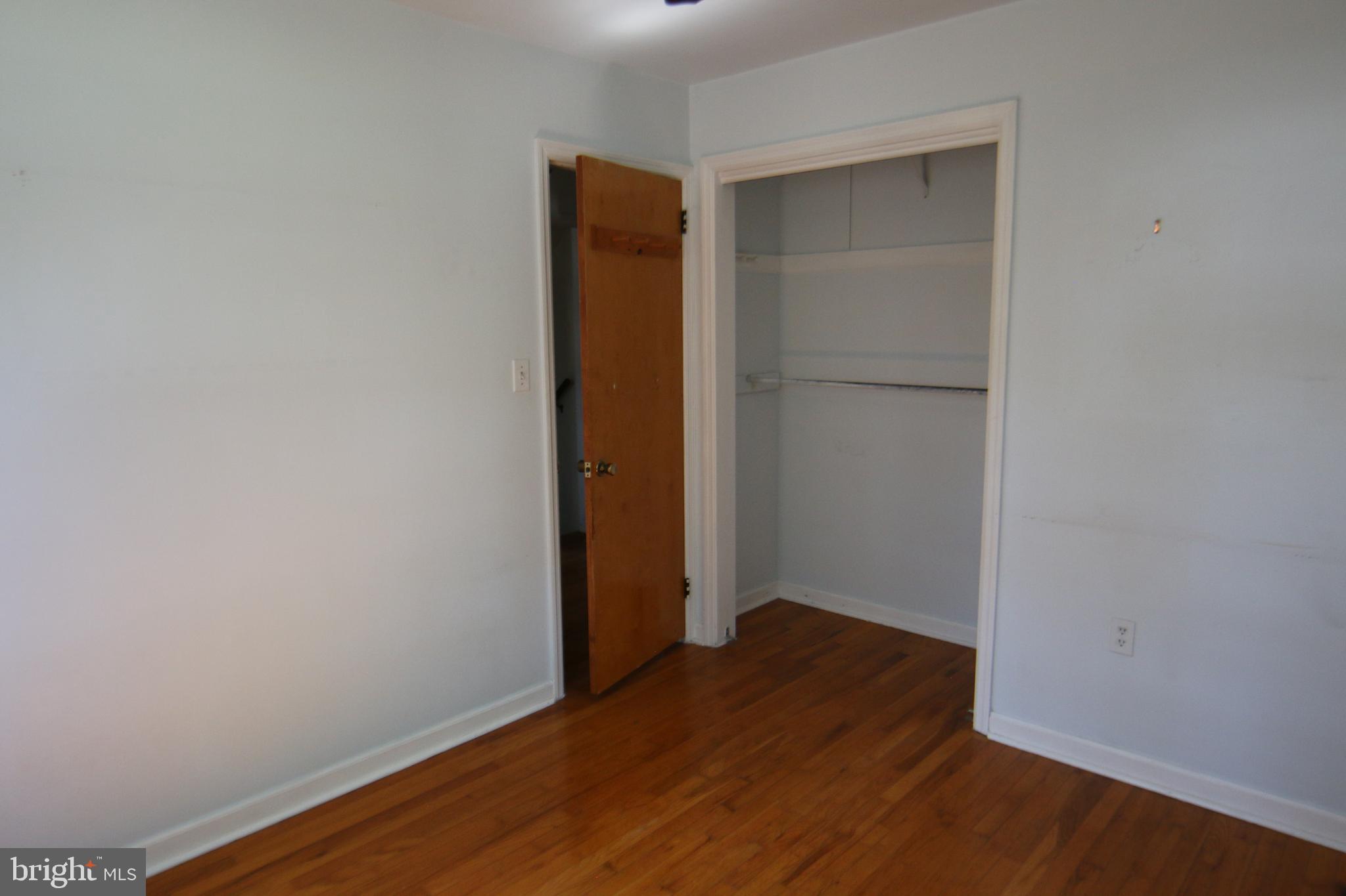 6893 Chambers Hill Road Harrisburg, PA 17111 - Photo 14 of 26