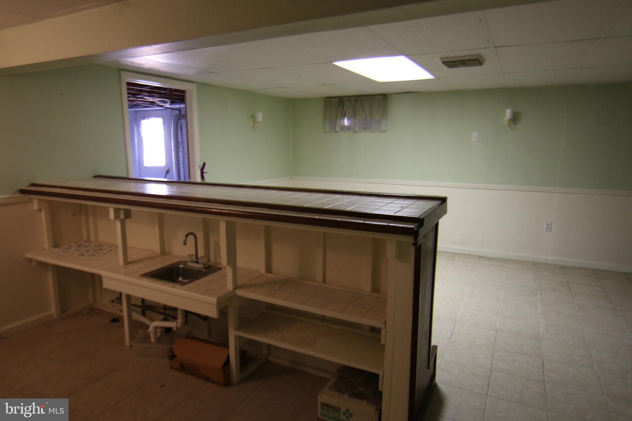 6893 Chambers Hill Road Harrisburg, PA 17111 - Photo 19 of 26