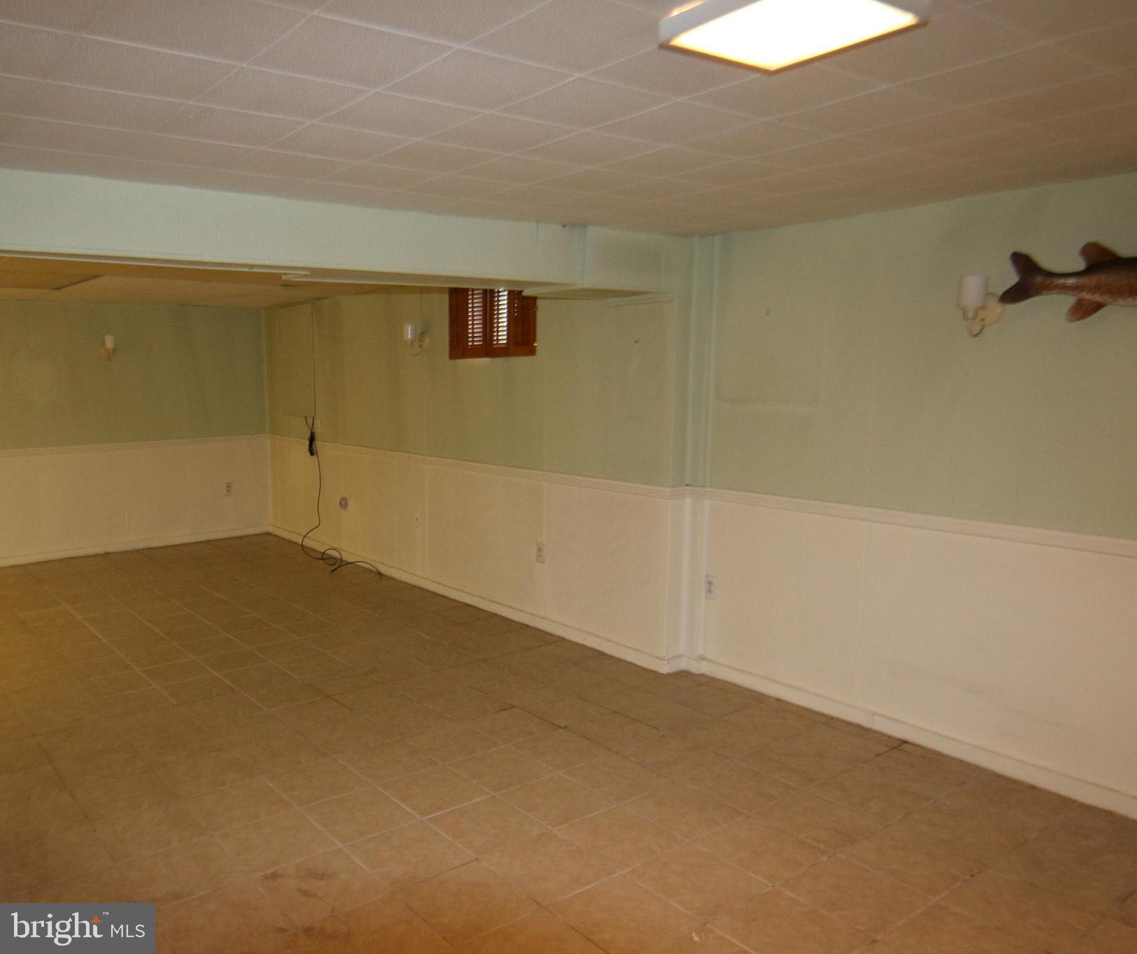 6893 Chambers Hill Road Harrisburg, PA 17111 - Photo 21 of 26