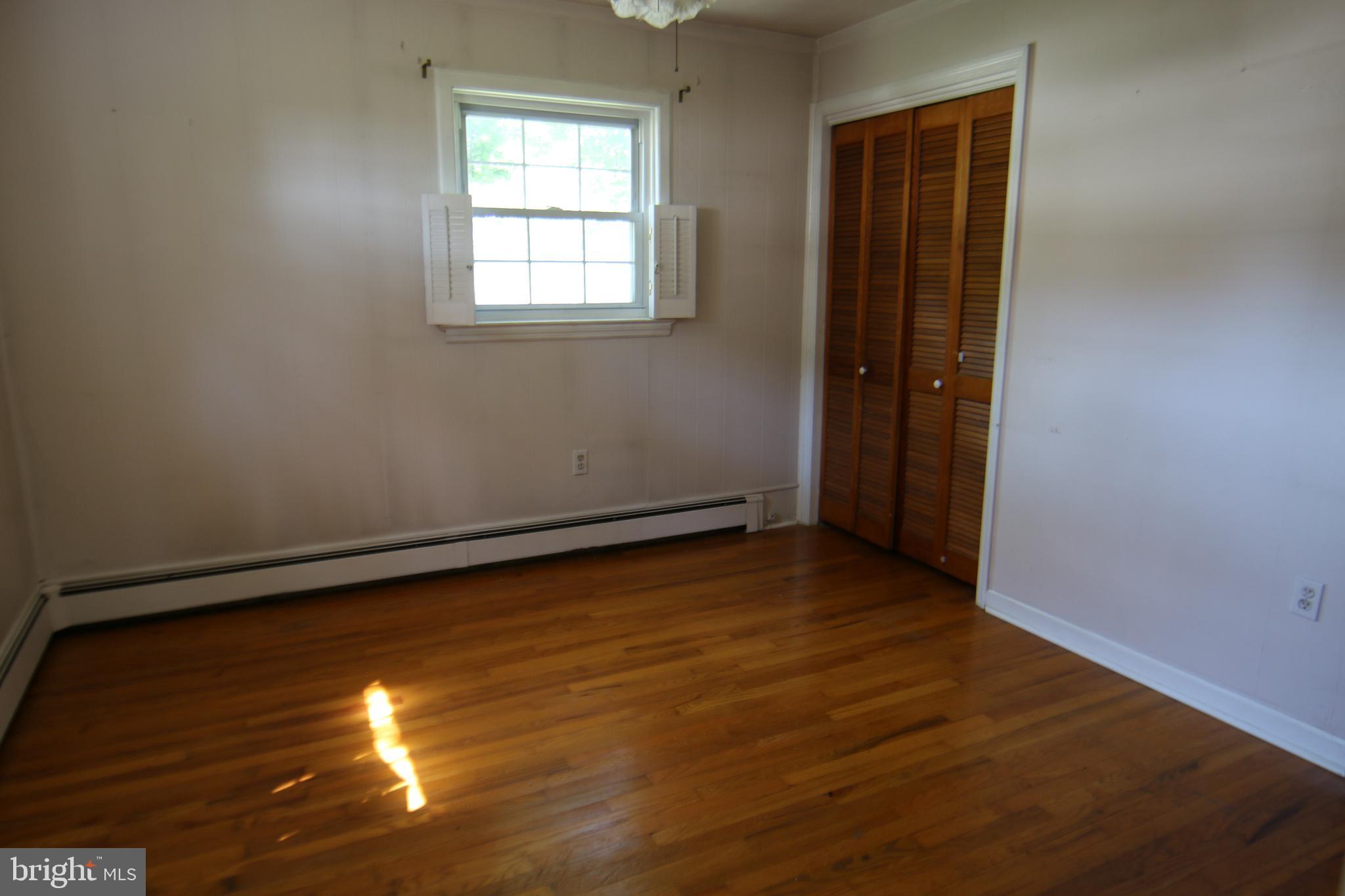 6893 Chambers Hill Road Harrisburg, PA 17111 - Photo 10 of 26