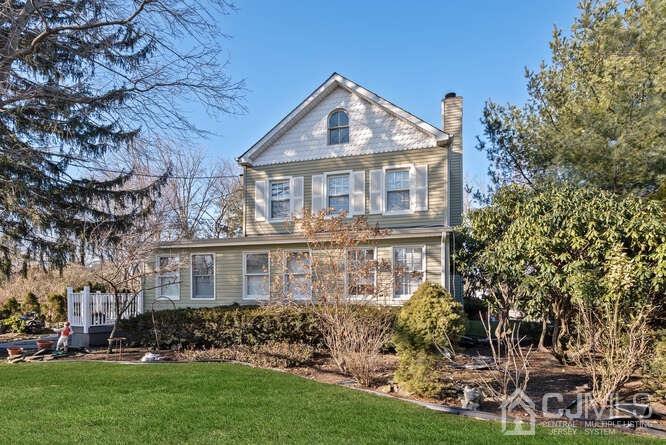 235 Dunhams Corner Road East Brunswick, NJ 08816 - Photo 3 of 42