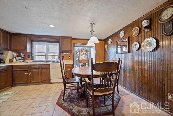 235 Dunhams Corner Road East Brunswick, NJ 08816 - Photo 21 of 42