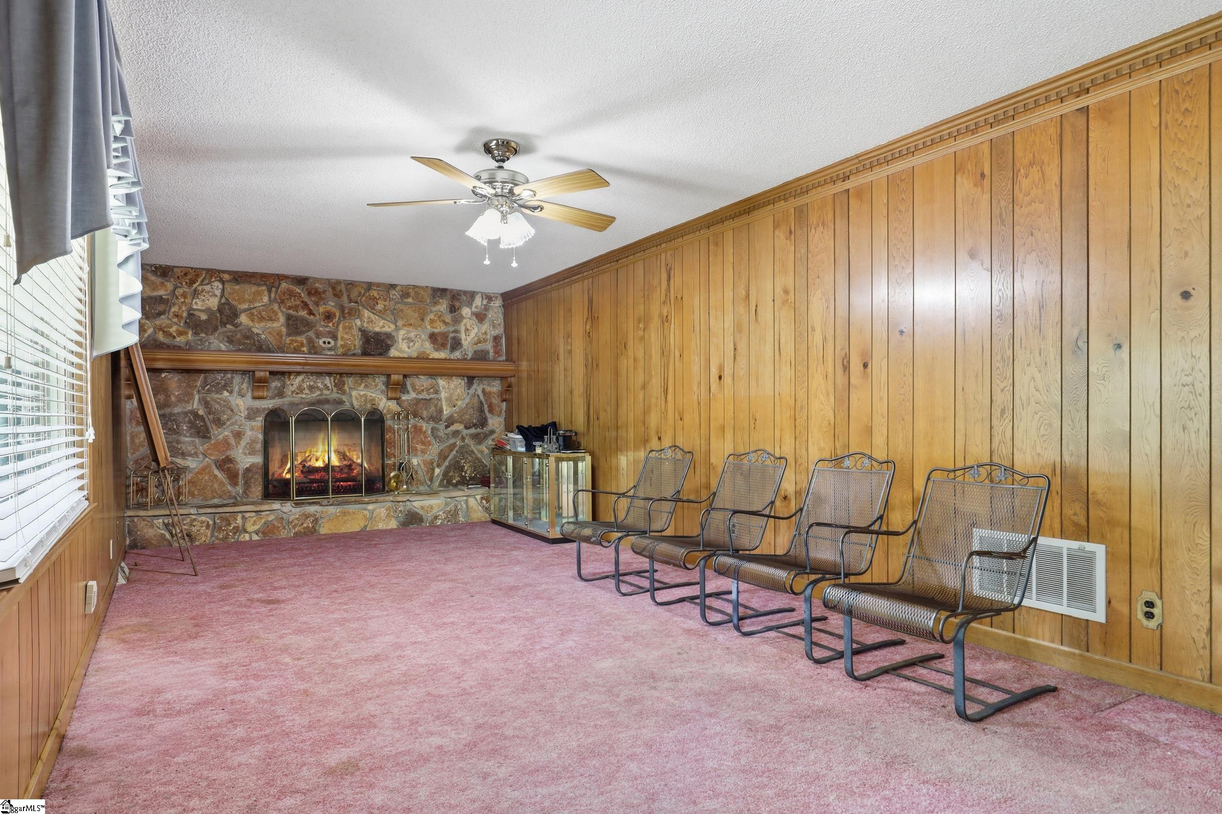 2401 Old Easley Bridge Road Greenville, SC 29611 - Photo 13 of 37
