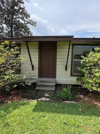 $149,000 | 805 Beauty Street, Dayton, TX 77535