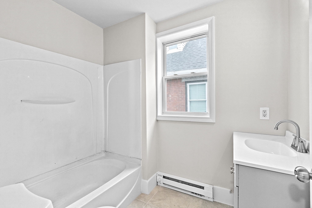 62 Grove Street Fitchburg, MA 01420 - Photo 19 of 35