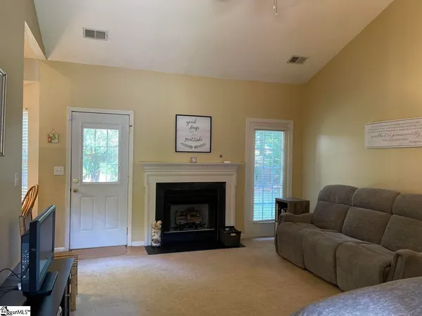 $1,800 | 619 Heathrow Court, Moore, SC 29369