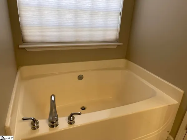 $1,800 | 619 Heathrow Court, Moore, SC 29369