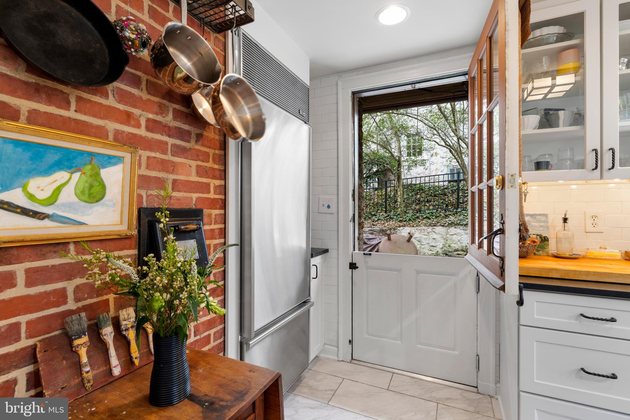 224 Tunbridge Road Baltimore, MD 21212 - Photo 17 of 60