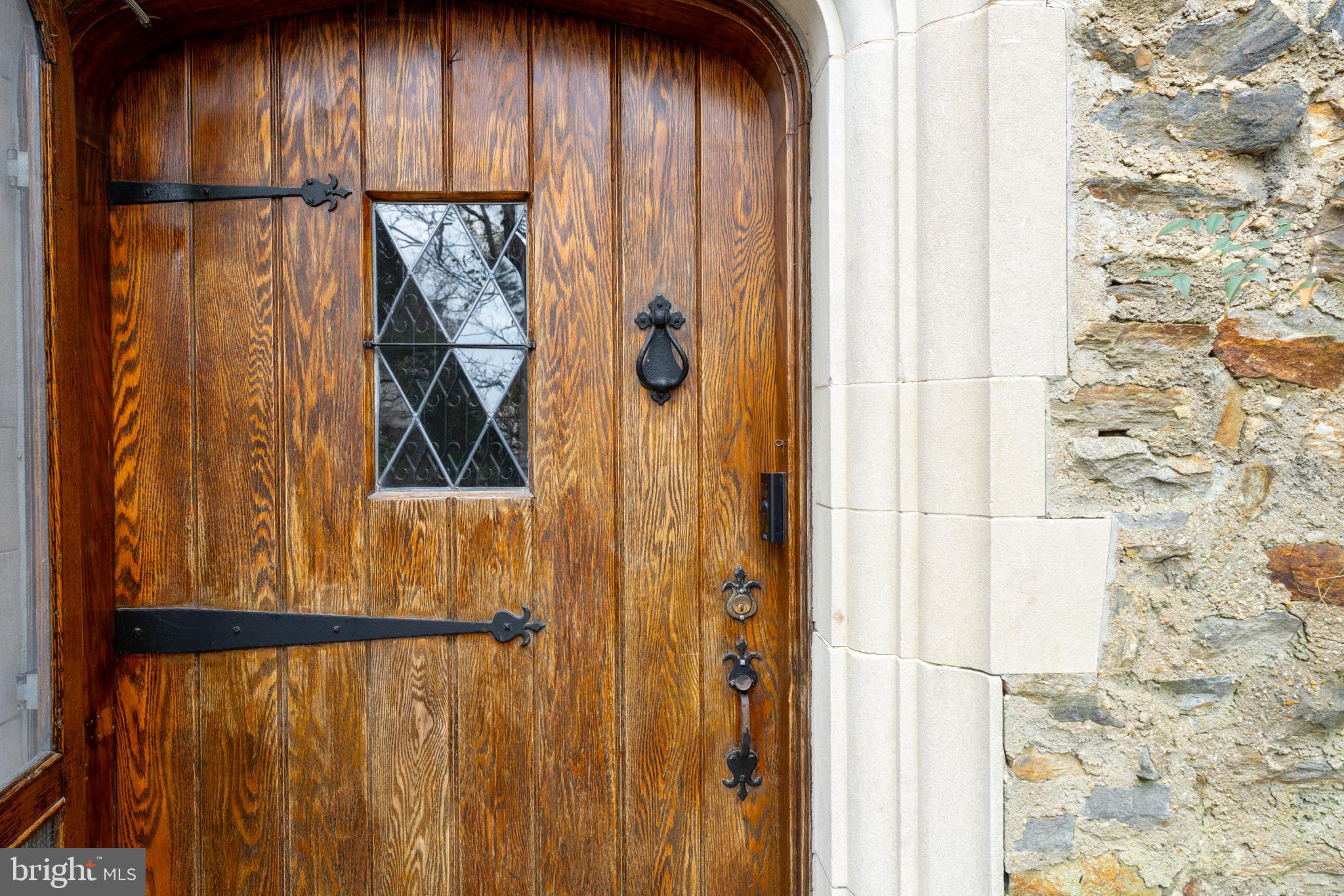 224 Tunbridge Road Baltimore, MD 21212 - Photo 5 of 60