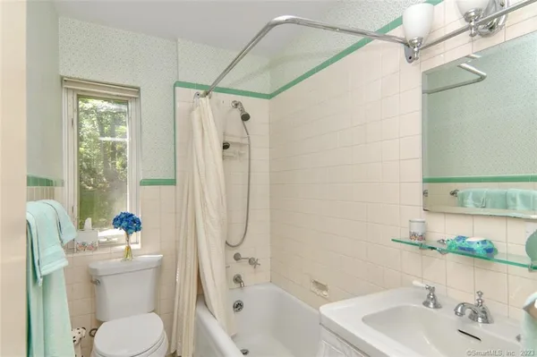 $10,000 | 57 Drum Hill Lane, Stamford, CT 06902