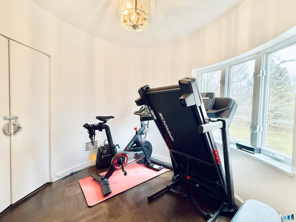 $10,000 | 57 Drum Hill Lane, Stamford, CT 06902