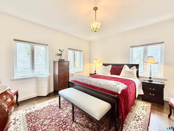 $10,000 | 57 Drum Hill Lane, Stamford, CT 06902