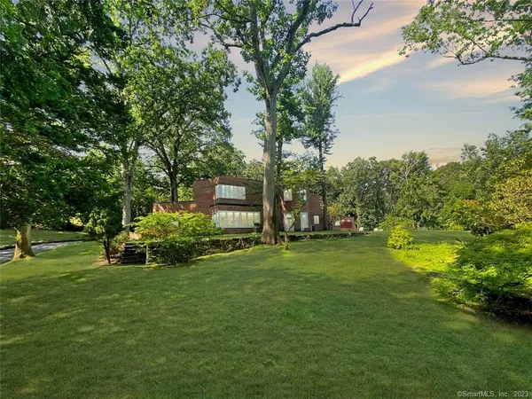 $10,000 | 57 Drum Hill Lane, Stamford, CT 06902