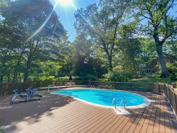 $10,000 | 57 Drum Hill Lane, Stamford, CT 06902