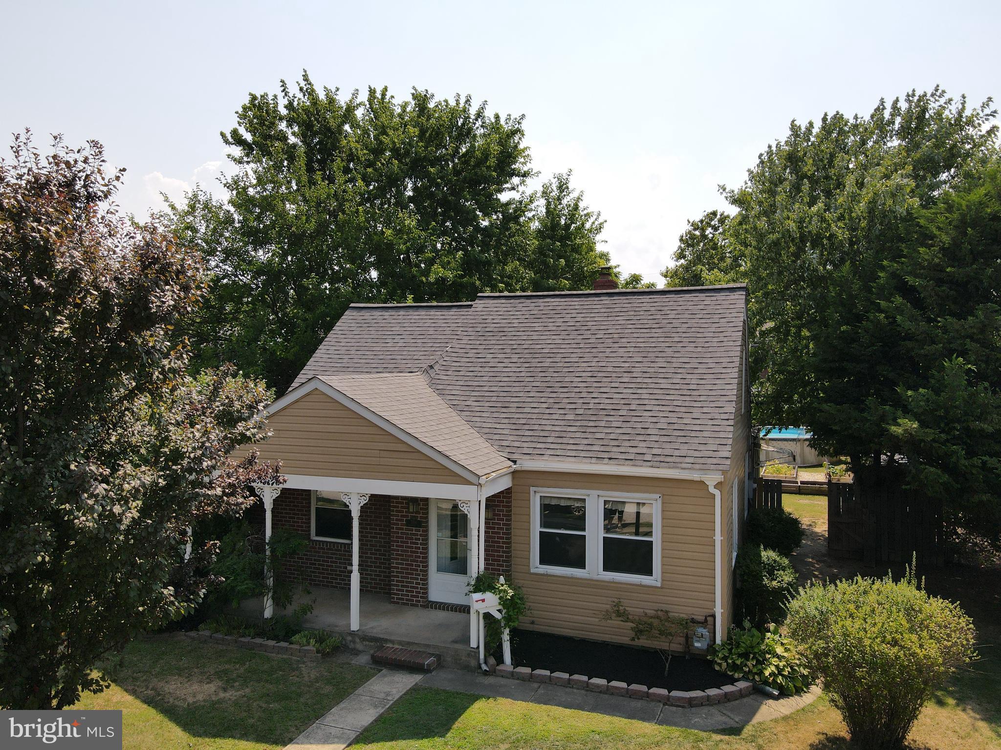 3116 Cornwall Road Dundalk, MD 21222 - Photo 4 of 32