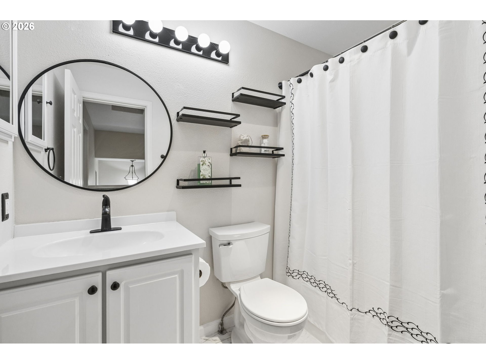 14172 Southwest Barrows Road, Unit 1 Portland, OR 97223 - Photo 24 of 38