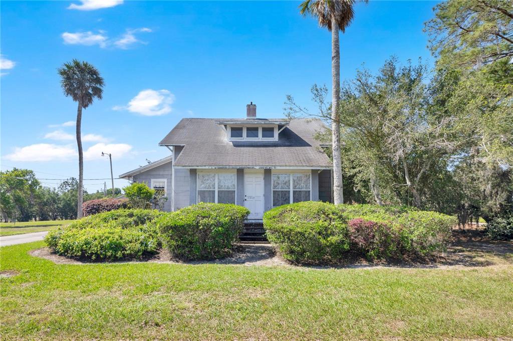 2115 Clubhouse Road Lakeland, FL 33813 - Photo 1 of 41