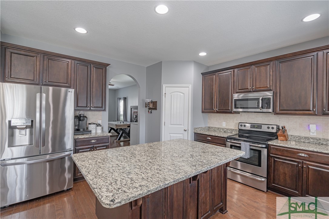 46 Rhett Lane Richmond Hill, GA 31324 - Photo 7 of 35 Gallery Image 7
