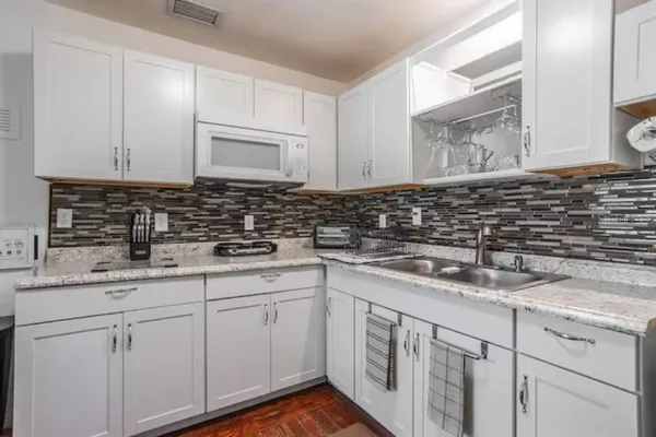 $1,800 | Undisclosed Address, Orlando, FL 32806