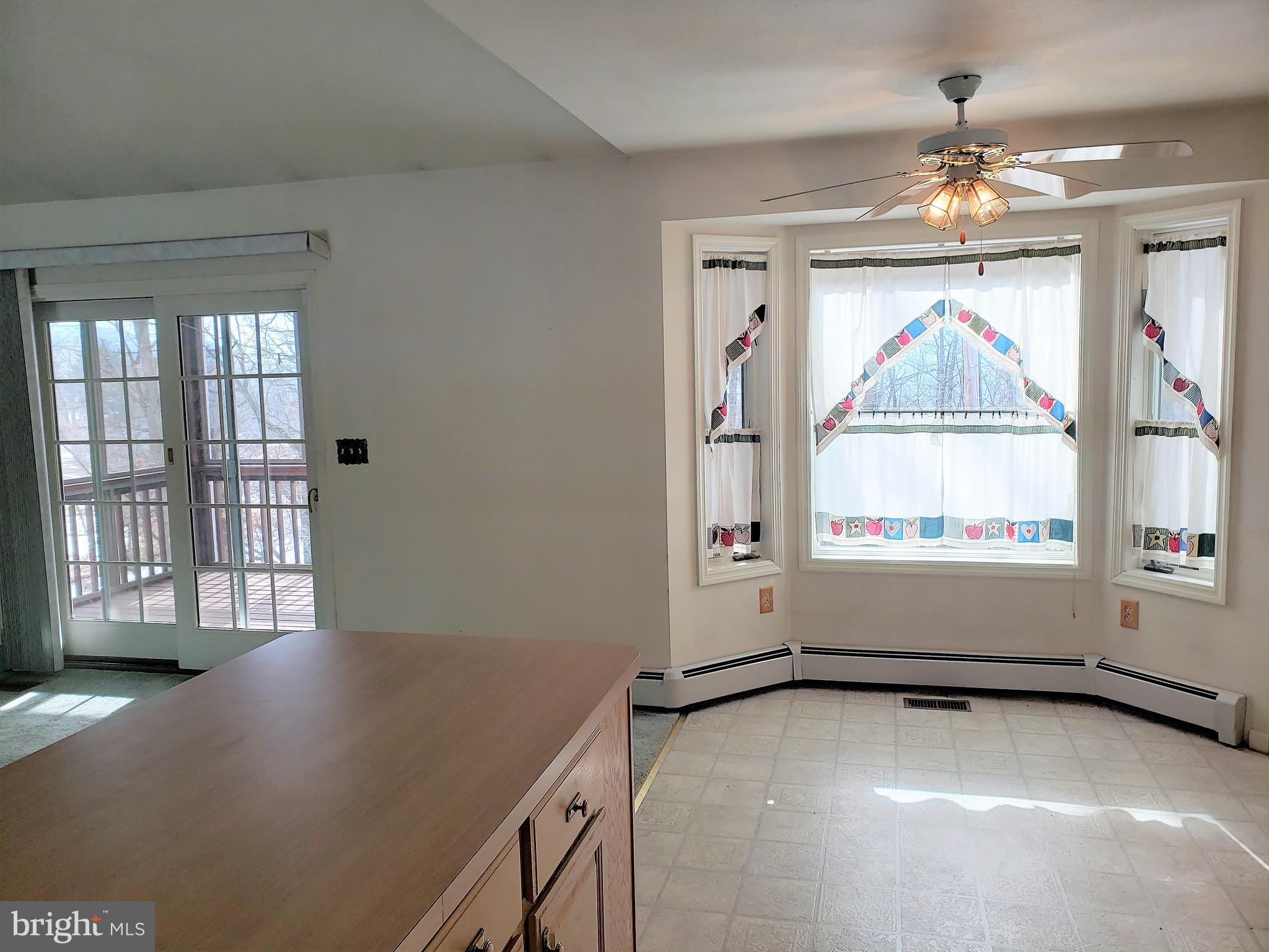 14212 Brant Road Southwest Cresaptown, MD 21502 - Photo 10 of 29 Sunny and bright!